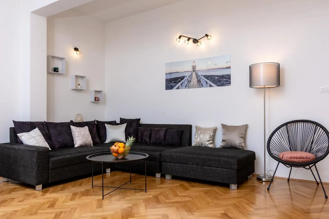 Apartman Gold Kastela Apartment
